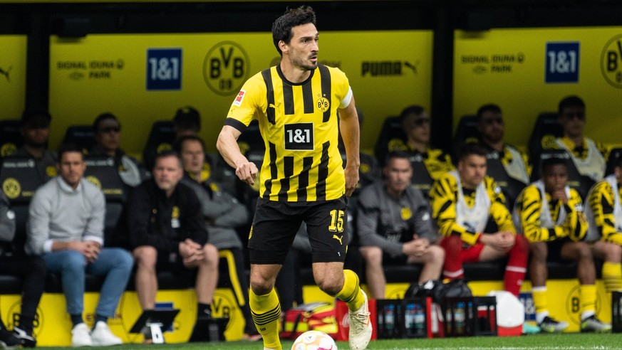 GER, 1.FBL BV Borussia Dortmund vs VfL Wolfsburg / 07.05.2023, Signal Iduna Park, Dortmund, GER, 1.FBL BV Borussia Dortmund vs VfL Wolfsburg im Bild / picture shows Mats Hummels BV Borussia Dortmund,  ...