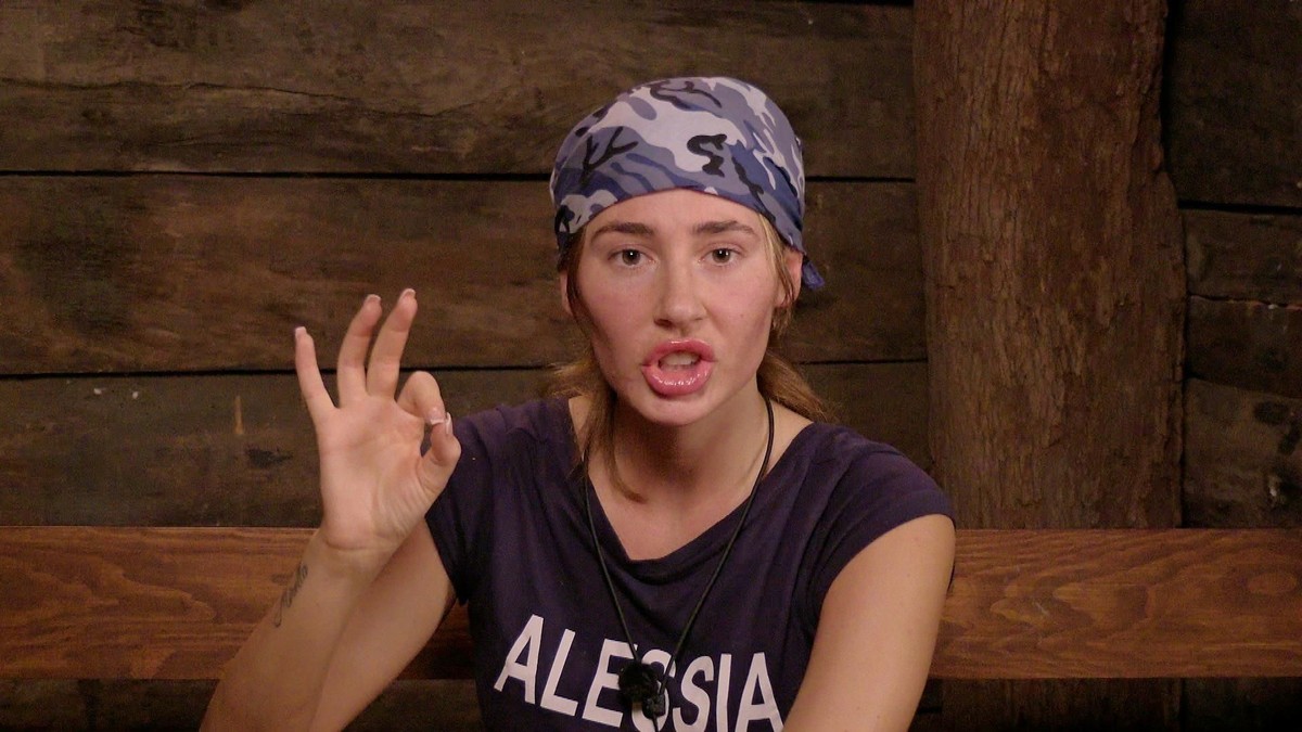 Alessia Herren im Dschungeltelefon.

+++ Die Verwendung des sendungsbezogenen Materials ist nur mit dem Hinweis und Verlinkung auf RTL+ gestattet. +++