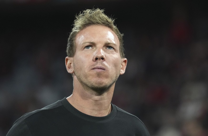 Bayern&#039;s head coach Julian Nagelsmann looks on ahead the German Bundesliga soccer match between FC Bayern Munich and SC Freiburg at the Allianz Arena in Munich, Germany, Oct. 16, 2022. (AP Photo/ ...