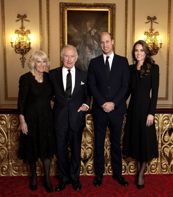 LONDON, ENGLAND - OCTOBER 01: (EDITORIAL USE ONLY, APPROVAL REQUIRED FROM ROYAL COMMUNICATIONS) Camilla, Queen Consort, King Charles III, Prince William, Prince of Wales and Catherine, Princess of Wal ...