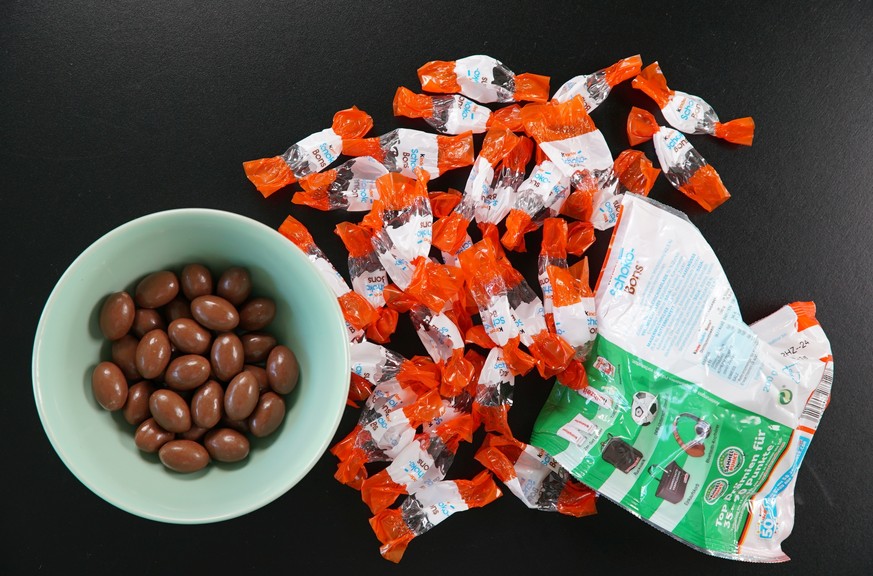 Warum ist jedes Schokobon einzeln verpackt? Wir zeigen den Müll eines einzigen Einkaufs