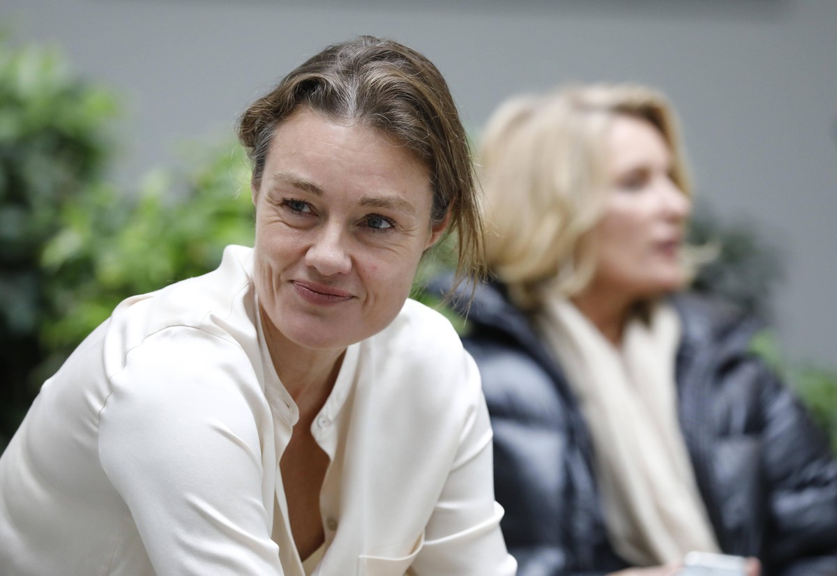 Katja Kraus, Gesch