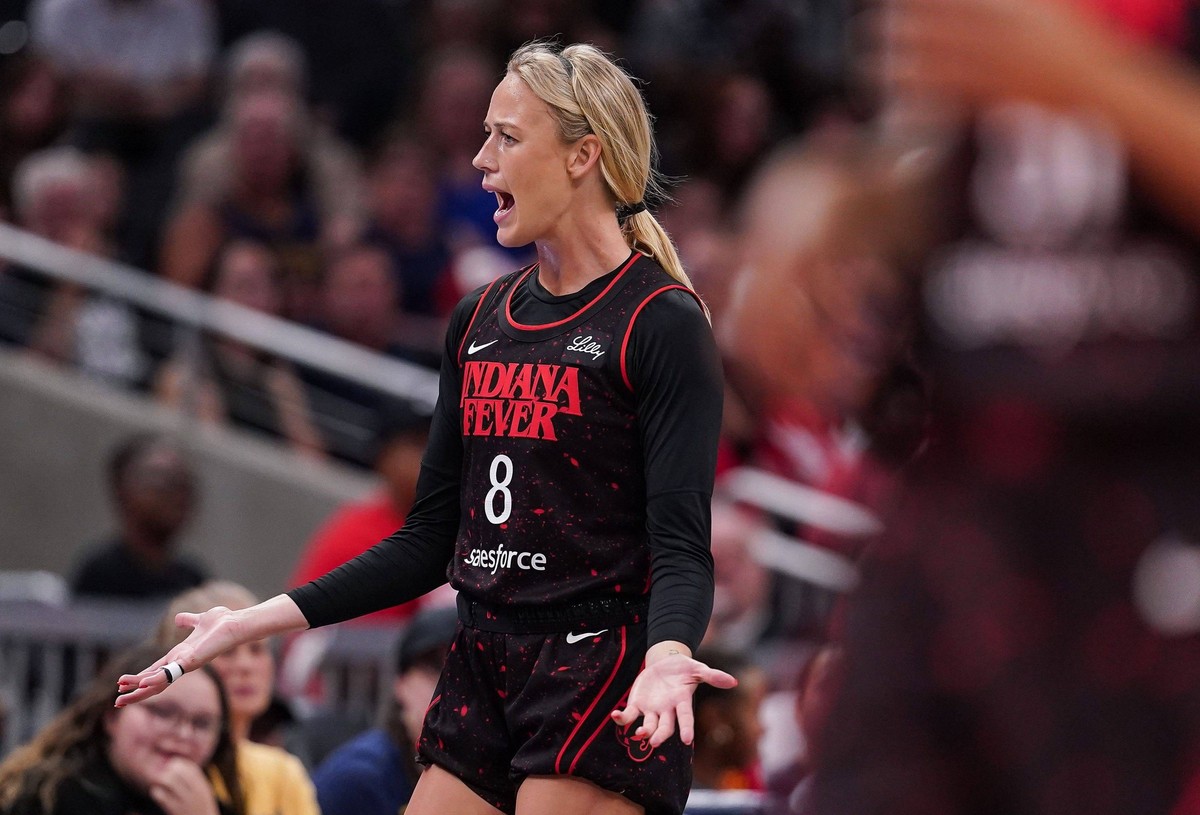 Syndication: The Indianapolis Star Indiana Fever guard Sophie Cunningham 8 reacts to a call from the referee on Thursday, July 24, 2025, during the game at Gainbridge Fieldhouse in Indianapolis. India ...