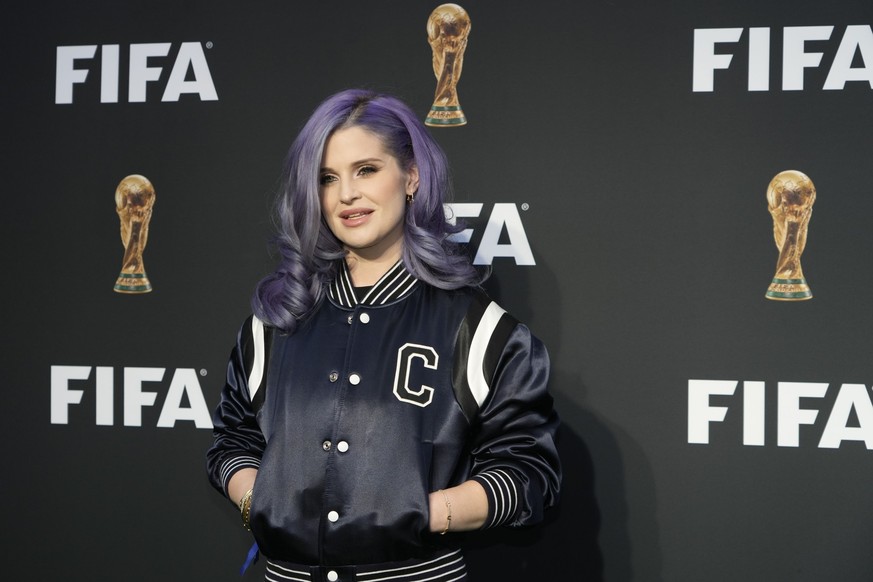 17.05.2023, USA, Los Angeles: TV-Persönlichkeit Kelly Osbourne kommt zu einer Zeremonie zur Enthüllung der offiziellen Marke der Fußballweltmeisterschaft 2026 im Griffith Observatory in Los Angeles. F ...