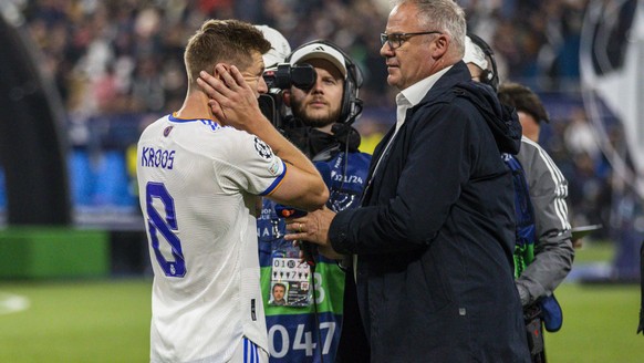 Toni Kroos Real bricht Interview mit ZDF-Reporter Nils Kaben ab FC Liverpool - Real Madrid Paris, Champions League, Finale, 28.05.2022, Fussball Saison 2021/22 Foto: Moritz M