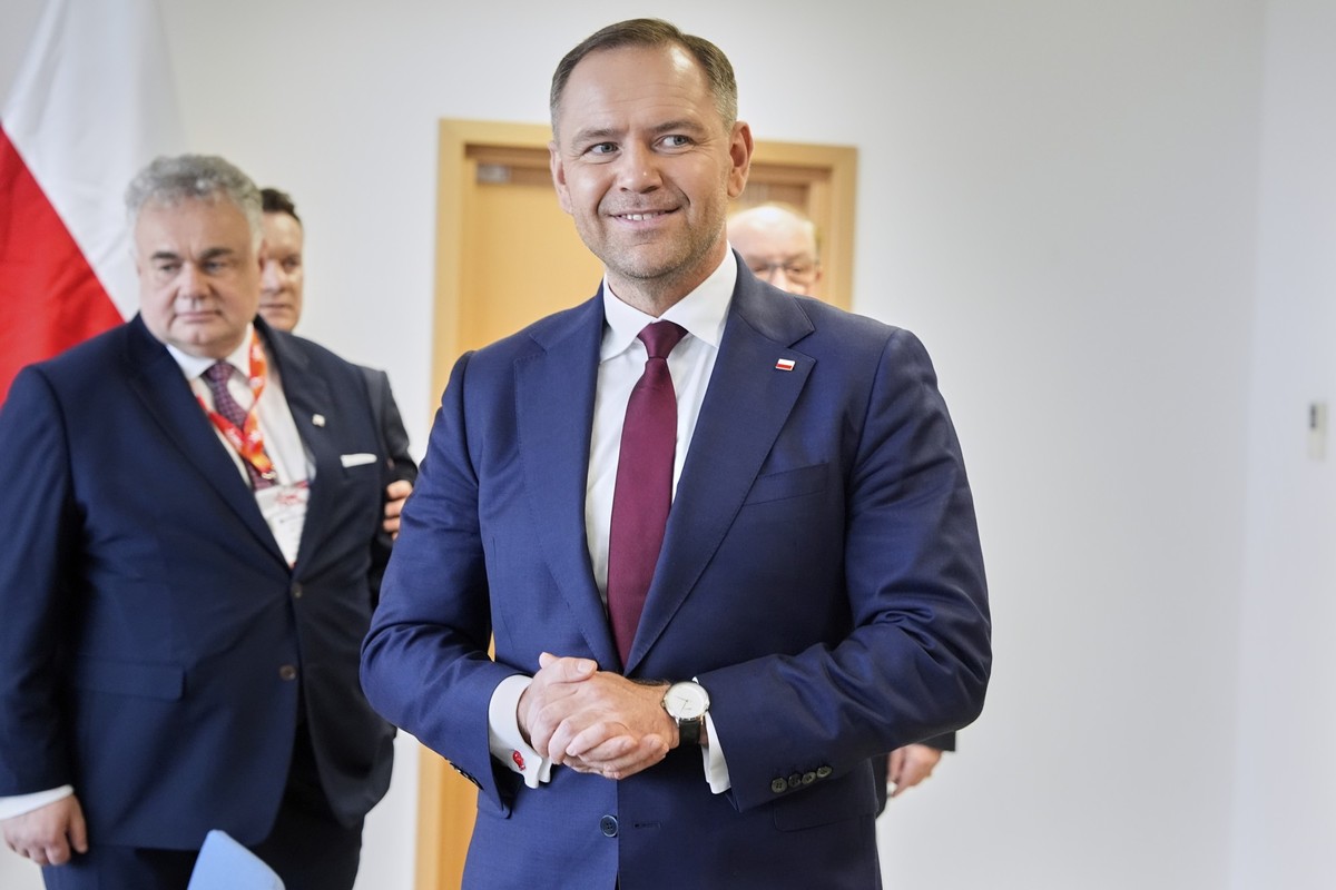 27.05.2025, Polen, Rzeszów: Polens konservativer Präsidentschaftskandidat Karol Nawrocki kommt zu einem Treffen mit der US-Heimatschutzministerin Noem in Rzeszów, Polen. Foto: Alex Brandon/AP Pool/AP/ ...