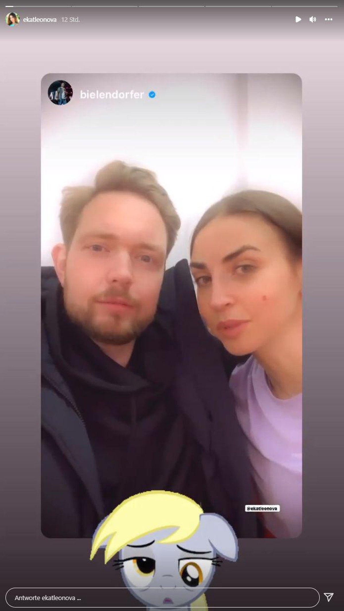 Bastian und Ekat erschöpft nach einem Trainingstag.