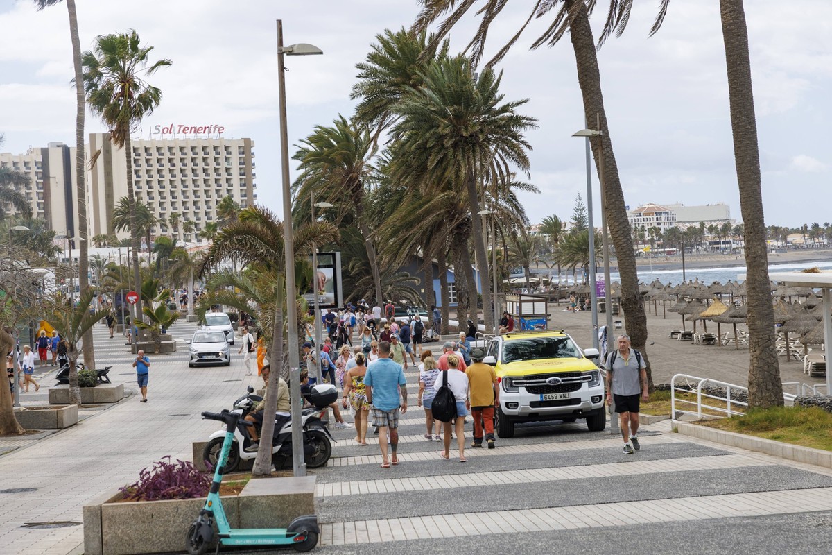 Anti tourism in Tenerife HOLS HELL Chilling rise of anti-tourism protests as resorts get set for summer misery but should you still go on your holiday Costa Adeje in Tenerife where anti tourist protes ...