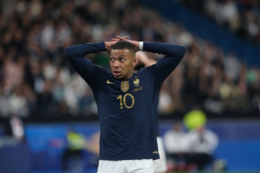 September 22, 2022, Saint Denis, Seine Saint Denis, France: KYLIAN MBAPPE forward of French Team in action during the Nations League, League A, Group 1 Matchday 5 between France and Austria at Stade d ...