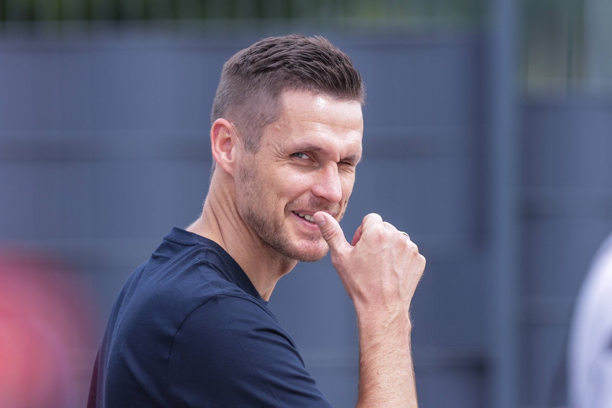 17.08.2022, Fussball, Saison 2022/2023, 1. Bundesliga, Training Borussia Dortmund, Manager Sebastian Kehl Borussia Dortmund, Foto: Dennis Ewert/RHR-FOTO xRHR-FOTO/DEx *** 17 08 2022, football, season ...