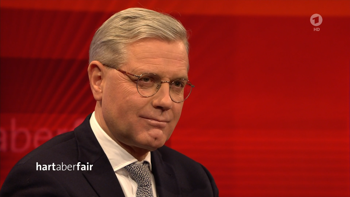 Norbert Röttgen (CDU) glaubt, dass ein Krieg auch innenpolitisch für Putin zum Problem werden würde.