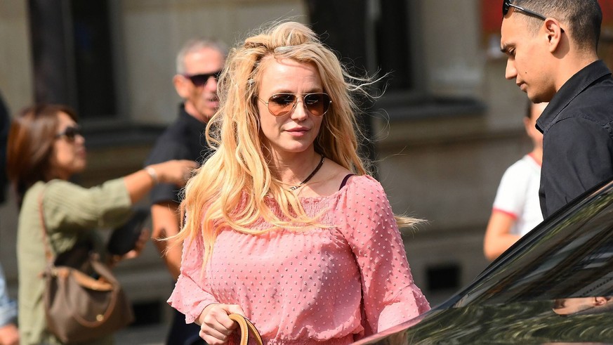 Entertainment Bilder des Tages Britney Spears have lunch at the Societe restaurant in Paris, France, on August 27, 2018. Photo by Favier/E-PRESSPHOTO.COM Britney Spears Paris France PUBLICATIONxINxGER ...