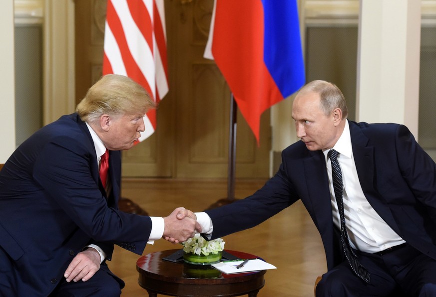 "Putins Pudel" – wie Trump dem Kremlchef auf den Leim ging