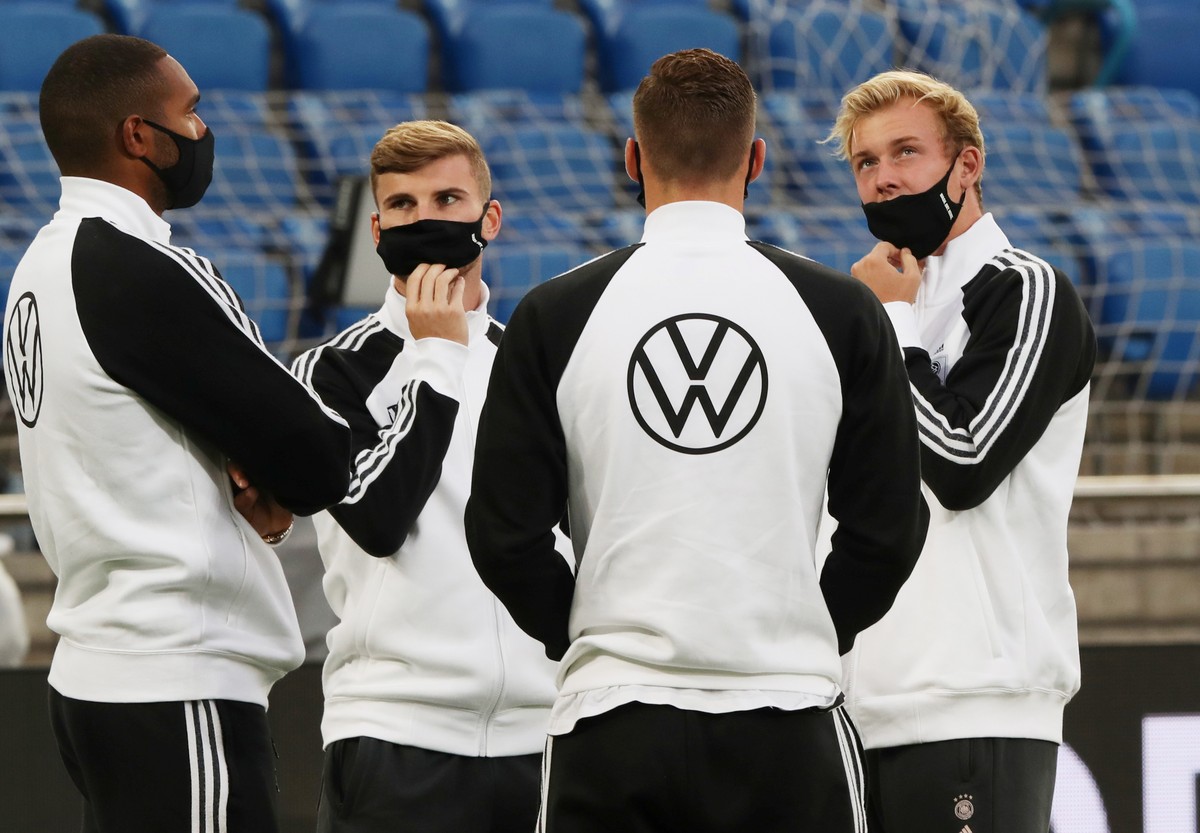 Soccer Football - UEFA Nations League - League A - Group 4 - Switzerland v Germany - St. Jakob-Park, Basel, Switzerland - September 6, 2020 Germany&#039;s Timo Werner and Julian Brandt wearing masks i ...