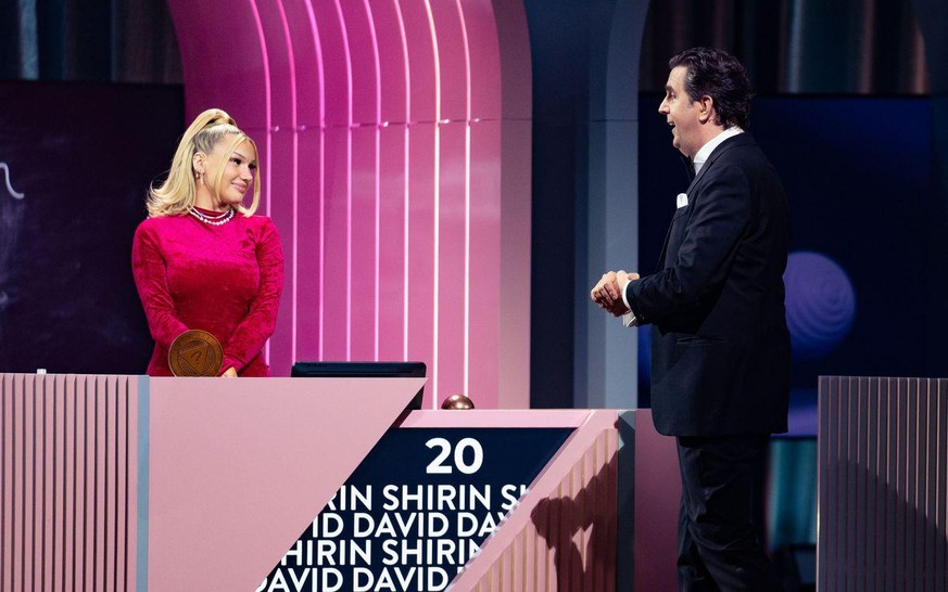 Bastian Pastewka und Shirin David trafen sich im Finale von "Wer stiehlt mir die Show?". Nächste Woche darf die Rapperin der ProSieben-Sendung ihren Stempel aufdrücken.