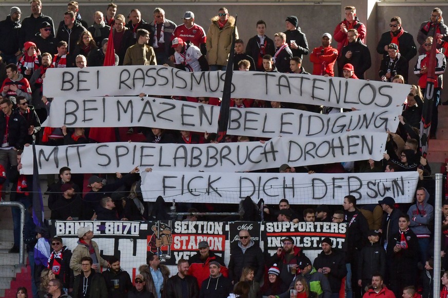 Banner FC Ingolstadt - Fans beim Spiel FC Ingolstadt 04 gegen FC Viktoria Koeln am 01.03.2020, DFB regulations prohibit any use of photographs as image sequences and/or quasi-video. GER, Fussball, 3.  ...