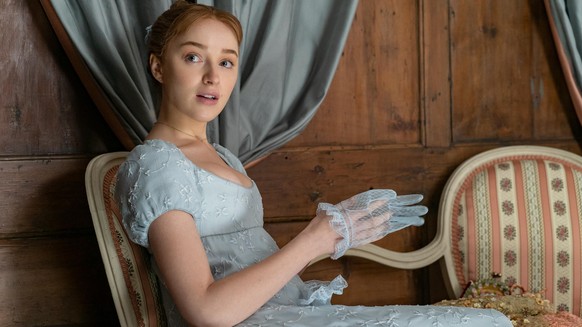 &quot;Bridgerton&quot;-Star Phoebe Dynevor befürchtet, dass sich die Produktion der zweiten Staffel hinziehen könnte.