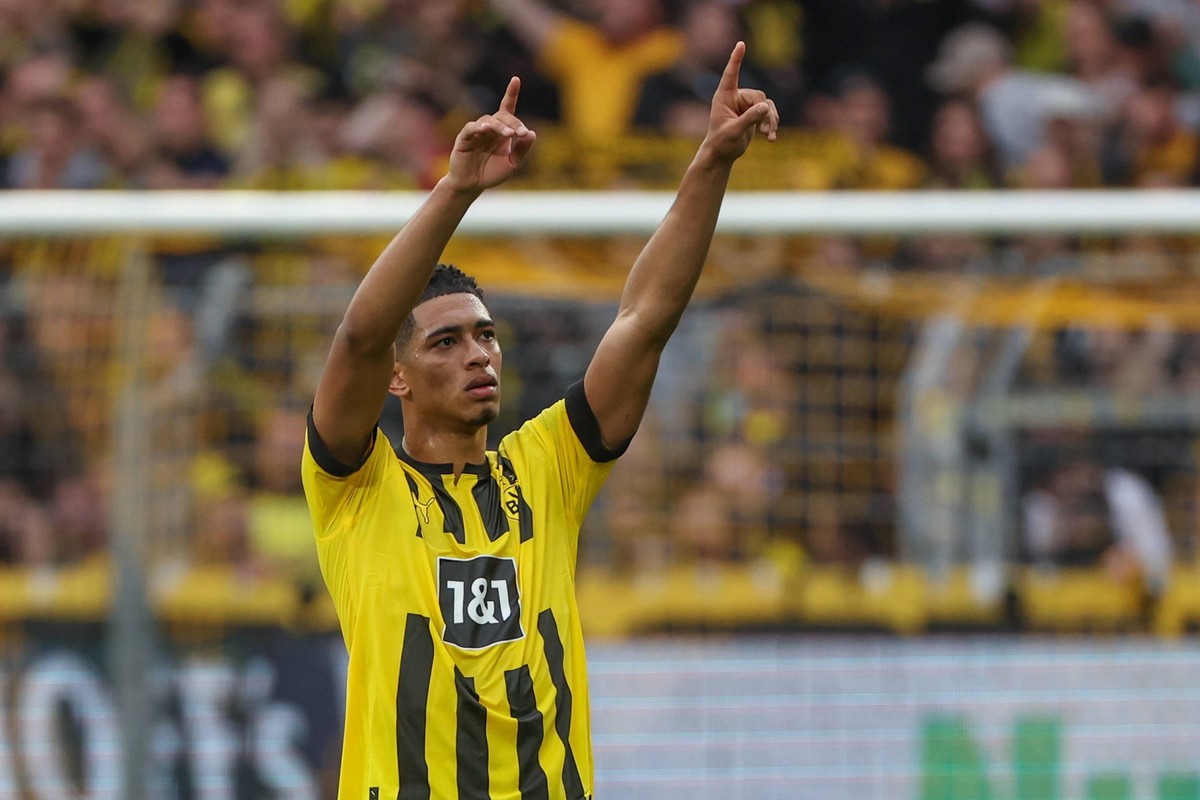 1. BL - Borussia Dortmund - VfL Wolfsburg am 07.05.2023 im Signal Iduna Park in Dortmund Jubel und Freude über den Sieg bei Jude Bellingham Dortmund 22 *** 1 BL Borussia Dortmund VfL Wolfsburg on 07 0 ...