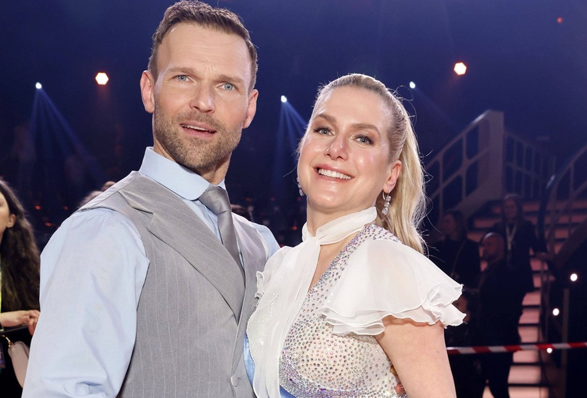 Profitänzer Vadim Garbuzov und Sängerin Jeanette Biedermann bei der 18. Staffel der RTL-Tanzshow Lets Dance im Coloneum. Köln, 21.02.2025 NRW Deutschland *** Professional dancer Vadim Garbuzov and sin ...