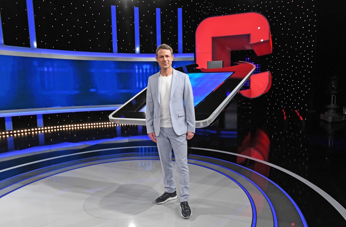 ARD GEFRAGT - GEJAGT mit Moderator Alexander Bommes, immer montags bis freitags um 18:00 Uhr im Ersten.
Moderator Alexander Bommes in Studiokulisse.
© ARD/Uwe Ernst, honorarfrei - Verwendung gemäß der ...