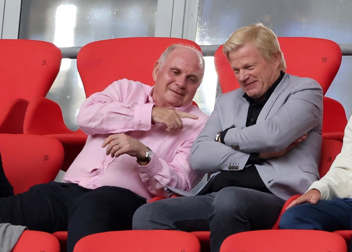 FC Bayern Uli Hoeness Hoeneß Vorstandsvorsitzender Oliver Kahn
