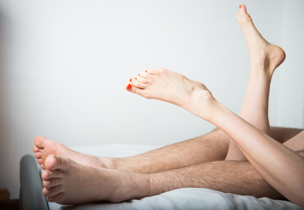 ILLUSTRATION - 22.01.2018, Berlin: Mit Challenges wie #nonutnovember und #boysober verzichten vor allem jüngere Menschen mindestens einen Monat lang auf Sex. (zu dpa: «Ist sexuelle Abstinenz jetzt ein ...
