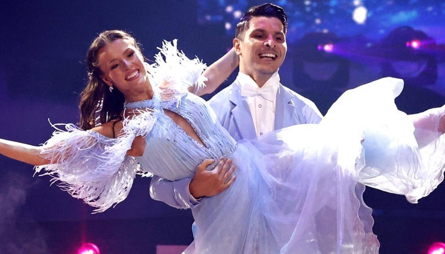 Patricija Ionel und Alexandru Ionel in der sechsten Live-Show der 17. Staffel der RTL-Tanzshow Let s Dance im MMC Coloneum. Köln, 12.04.2024 *** Patricija Ionel and Alexandru Ionel in the sixth live s ...