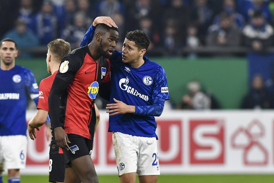 GER, DFB-Pokal, 3. Runde, FC Schalke 04 vs Hertha BSC / 04.02.2020, VELTINS-Arena, Gelsenkirchen, GER, DFB-Pokal, 3. Runde, FC Schalke 04 vs Hertha BSC , DFB regulations prohibit any use of photograph ...