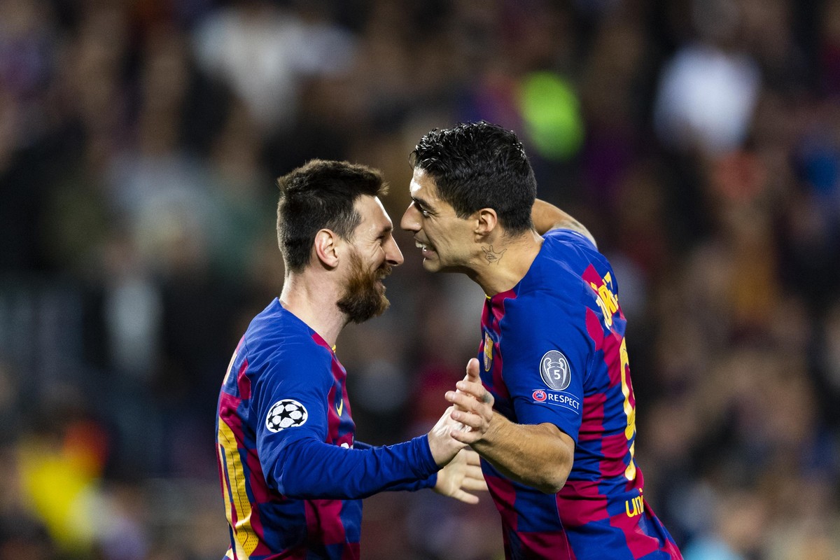27.11.2019, xslx, Fussball Champions League, FC Barcelona, Barca - Borussia Dortmund emspor, v.l. Lionel Messi FC Barcelona Jubelt nach den Tor zum 2-0 mit Luis Suarez FC Barcelona DFL/DFB REGULATIONS ...