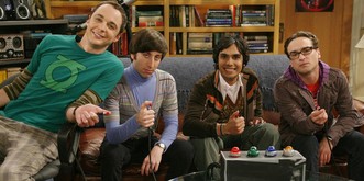 Anfangs sitzt jemand anderes auf Sheldons Platz – 7 Fehler in "Big Bang Theory"