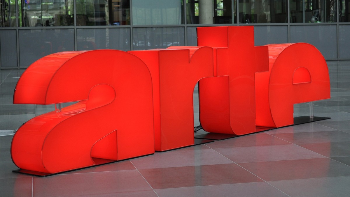 ARCHIV - 26.04.2017, Frankreich, Straßburg: Das Arte-Logo. (zu dpa: «Hacker übernehmen Youtube-Kanäle von Arte») Foto: Claudia Kornmeier/dpa +++ dpa-Bildfunk +++