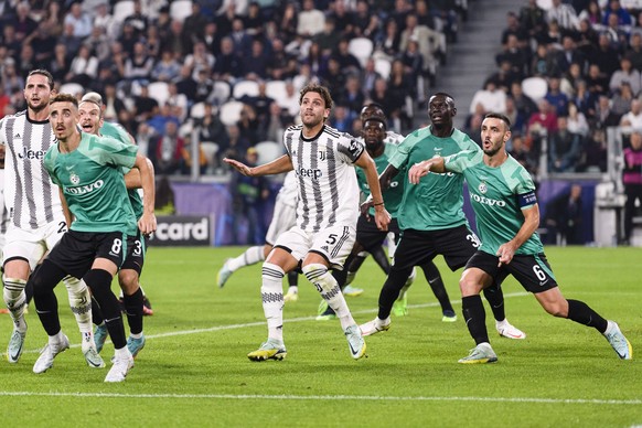 TURIN, ITALY - OCTOBER 05: Manuel Locatelli of Juventus C in action during the UEFA Champions League group H match between Juventus and Maccabi Haifa FC at Allianz Stadium on October 5, 2022 in Turin, ...