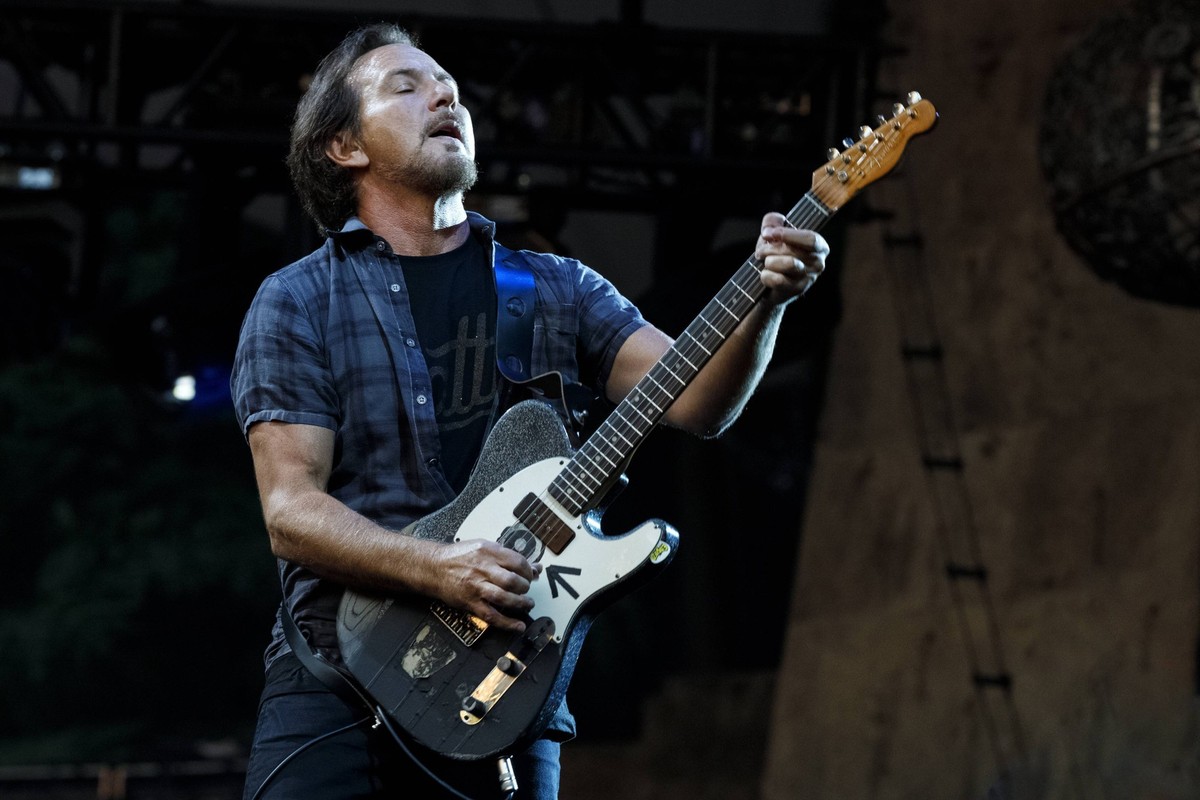 16/ PEARL JAM, EDDIE VEDDER, Saenger, Gitarrist, Rockband, Grunge, USA, Pearl Jam 2018 Tour, Konzert, Open Air, 05.07.2018, Waldbuehne, Berlin, Deutschland, ausverkauft english PEARL JAM, Rock Band, U ...