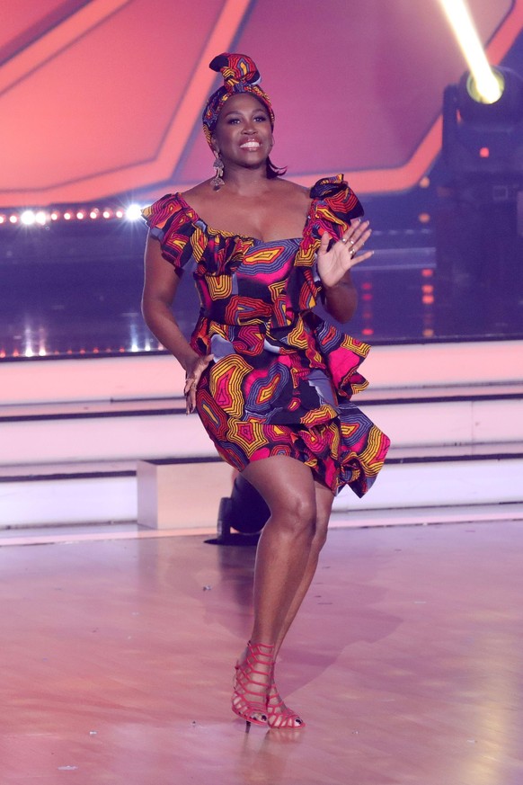 COLOGNE, GERMANY - APRIL 29: Motsi Mabuse speaks on stage during the 9th show of the 15th season of the television competition show &quot;Let's Dance&quot; at MMC Studios on April 29, 2022 in Cologne, ...