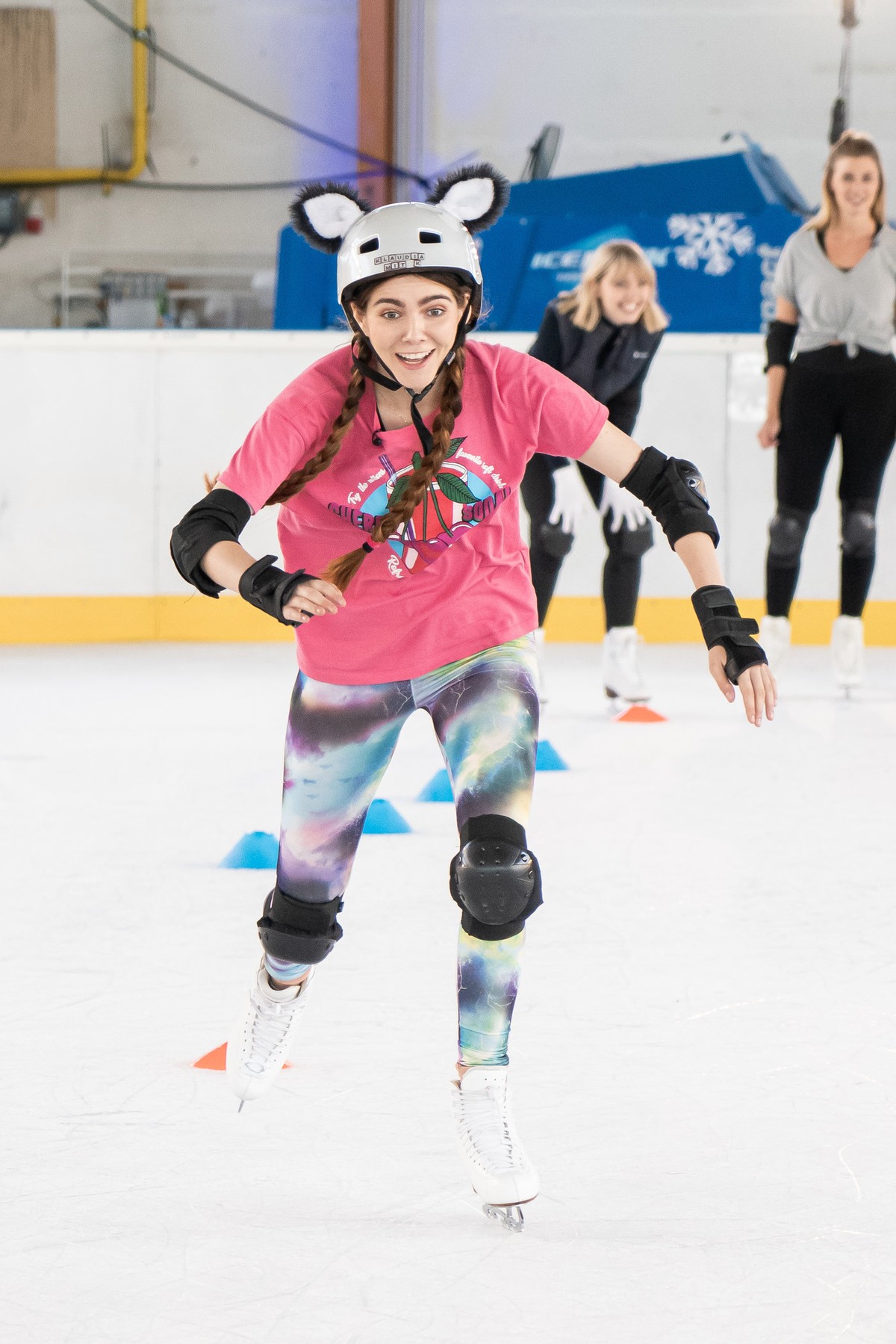 Titel: Dancing on Ice; 
Staffel: 2; 
Person: Klaudia Giez; 
Fotograf: Markus Nass; 
Bildredakteur: Jürgen Morgenroth; 
Dateiname: 1792376.JPG; 
Rechtehinweis: Dieses Bild darf bis eine Woche nach Auss ...