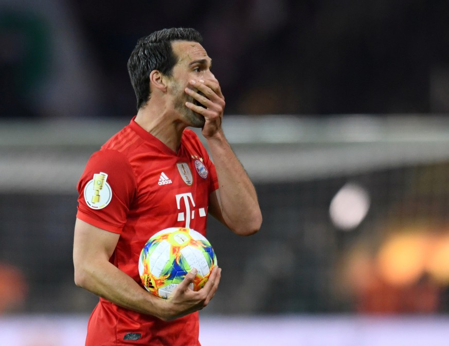 Soccer Football - DFB Cup - Final - RB Leipzig v Bayern Munich - Olympiastadion, Berlin, Germany - May 25, 2019 Bayern Munich's Mats Hummels reacts during the match REUTERS/Annegret Hilse DFB regulati ...