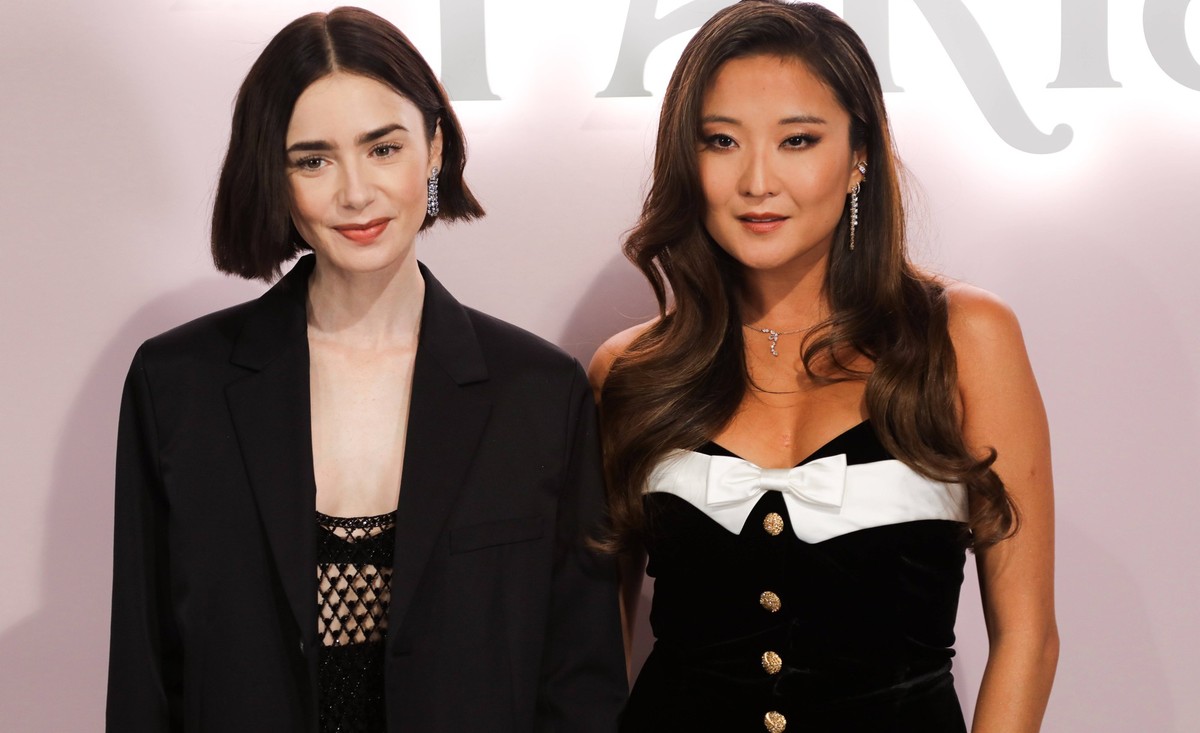 Emily in Paris photocall at la Samaritaine for season 4 on Netflix 309205 2024 09 12 Paris France Collins, Lily ashley Park PUBLICATIONxINxGERxAUTxONLY Copyright: xIvankaxVoisinx/xStarfacex STAR_30920 ...