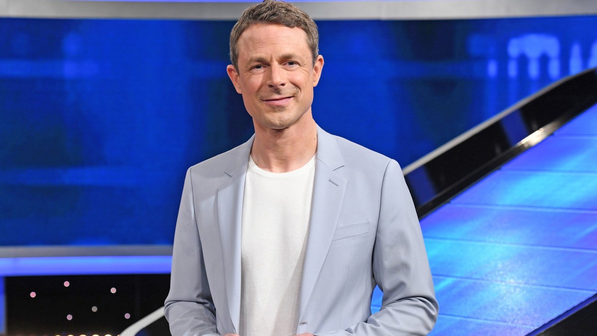 ARD GEFRAGT - GEJAGT mit Moderator Alexander Bommes, immer montags bis freitags um 18:00 Uhr im Ersten.
Moderator Alexander Bommes in Studiokulisse.
© ARD/Uwe Ernst, honorarfrei - Verwendung gemäß der ...