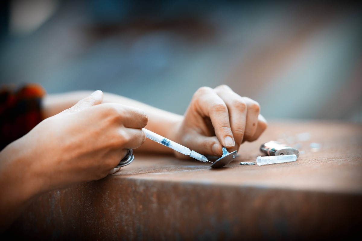 heroin,drogenkonsum,drogeneinnahme ** heroin,drug consumption,heroins,drug consumptions 6z6-g0x