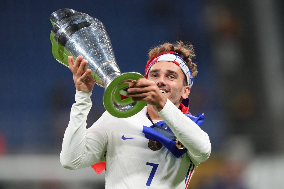 ESP: Spain - France. UEFA Nations League 2021 Final Antoine Griezmann of France with the trophy during the UEFA Nations League match between Spain and France played at San Siro Stadium on October 10,  ...