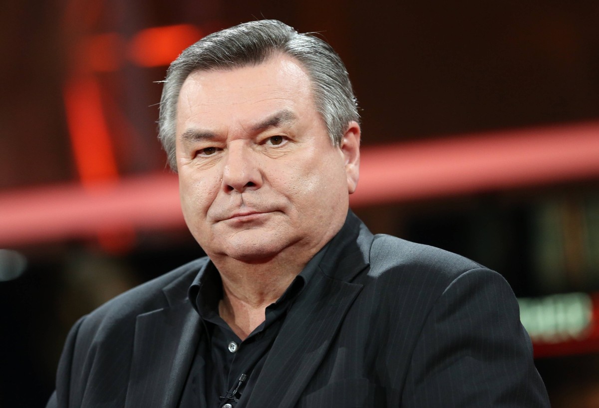 Waldemar Hartmann (Journalist) in der ARD-Talkshow G�NTHER JAUCH am 16.03.2014 in Berlin Thema der Sendung: UlixHoene� - Absturz mit Anstand?

Waldemar Hartmann Journalist in the ARD Talk show G�nth ...