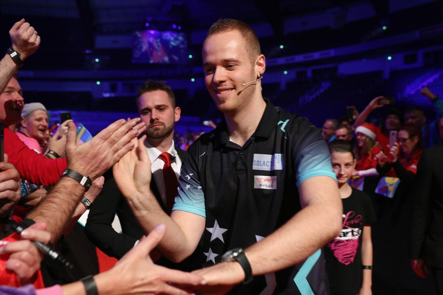 World Darts Gala am 07.12.2019 in der Westfalen Halle Dortmund Max Hopp - The Maximiser *** World Darts Gala on 07 12 2019 in the Westfalen Halle Dortmund Max Hopp The Maximiser xTSx