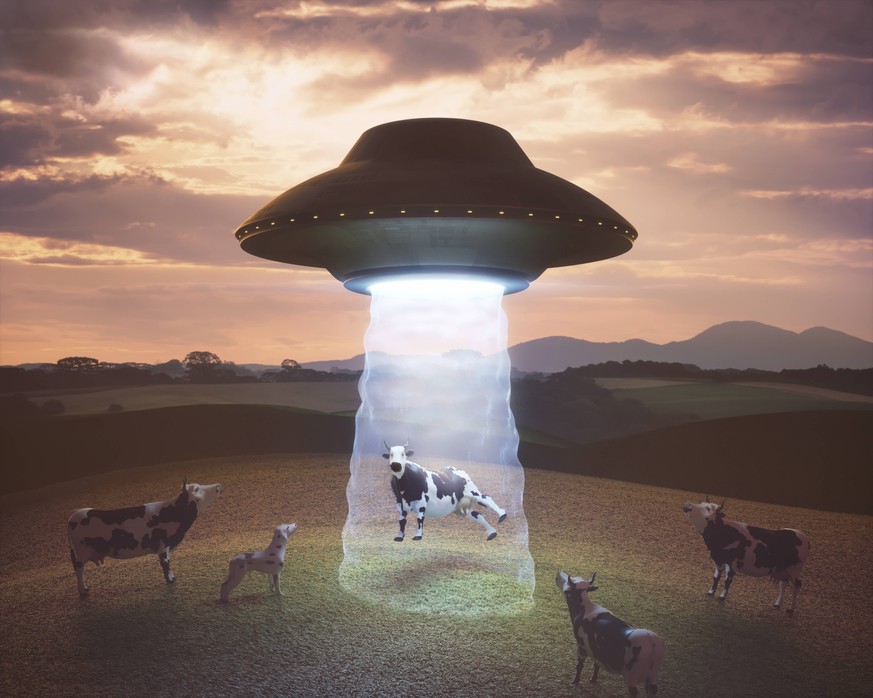 UFO beaming up cow, illustration UFO beaming up cow, illustration. PUBLICATIONxINxGERxSUIxHUNxONLY KTSDESIGN/SCIENCExPHOTOxLIBRARY F022/7065