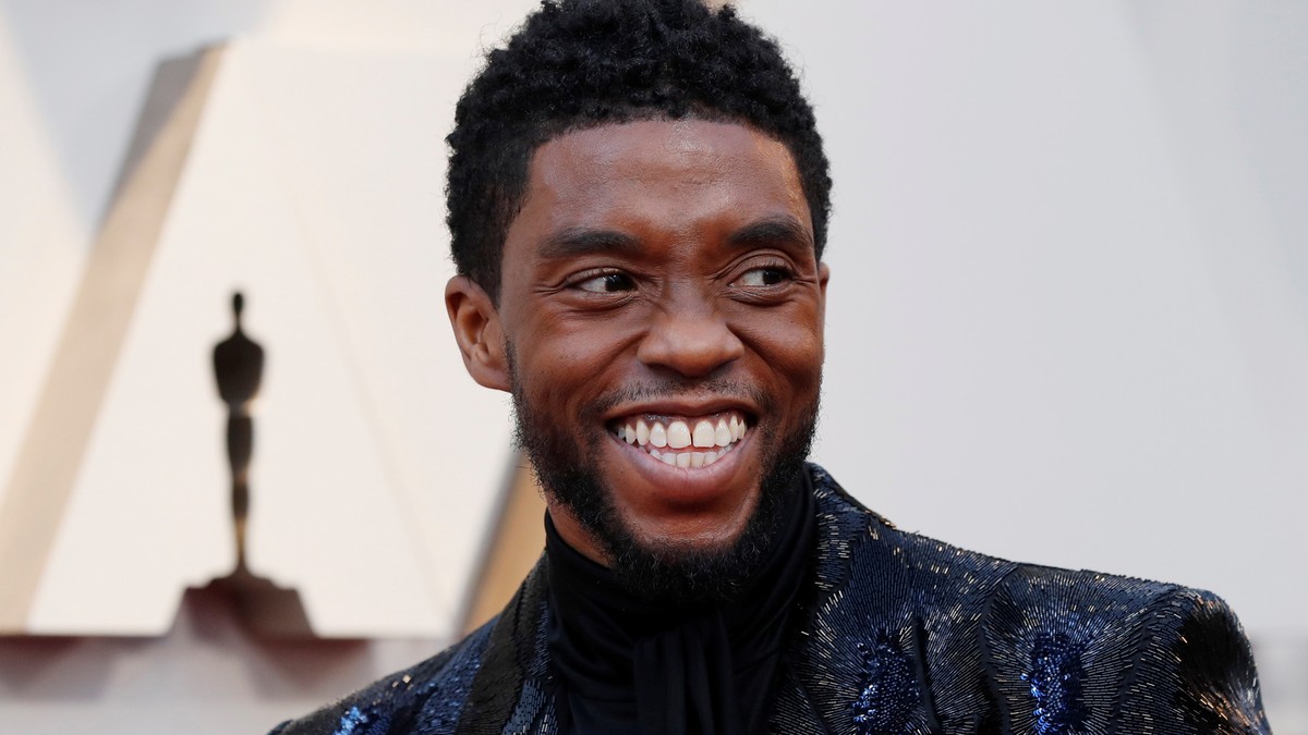 FILE PHOTO: 91st Academy Awards - Oscars Arrivals - Red Carpet - Hollywood, Los Angeles, California, U.S., February 24, 2019. Actor Chadwick Boseman of &quot;Black Panther&quot; wears Givenchy. REUTER ...