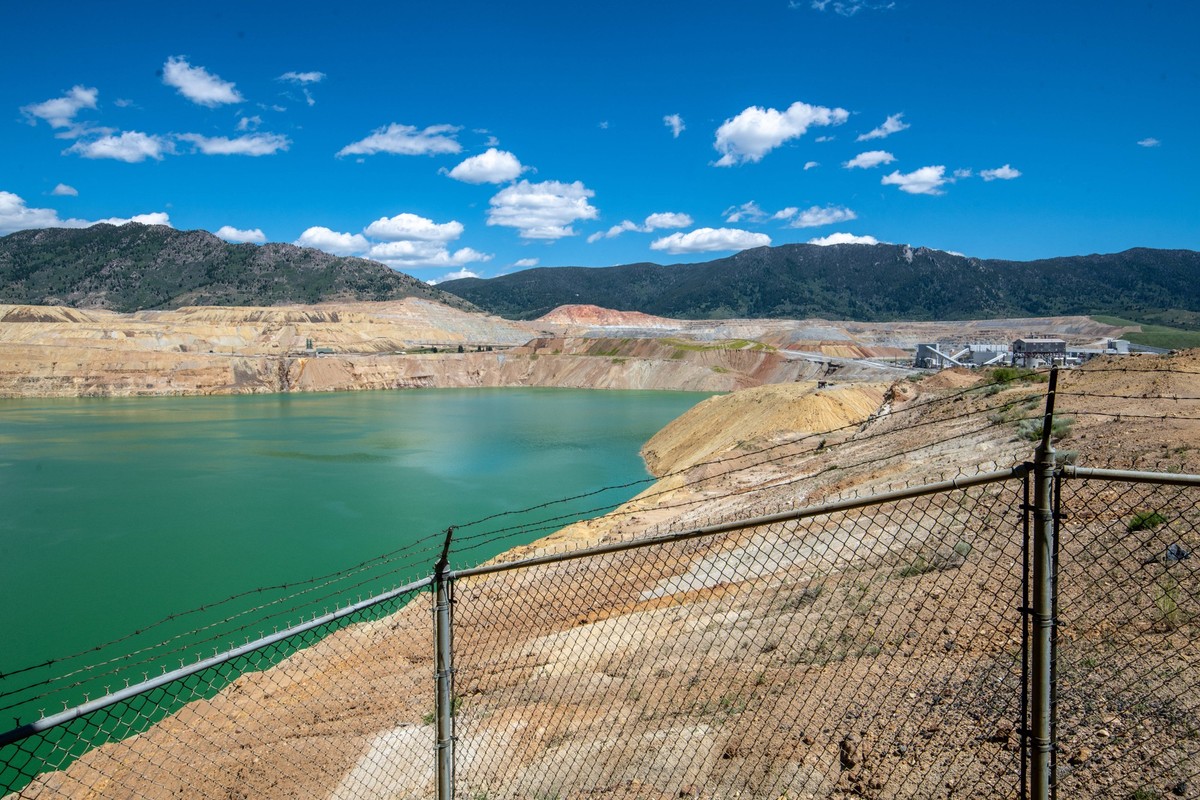 Berkeley Pit in Butte Montana Butte Montana USA Copyright: xEdwinxRemsbergx/xVWPicsx ere_Remsberg_2307153594
