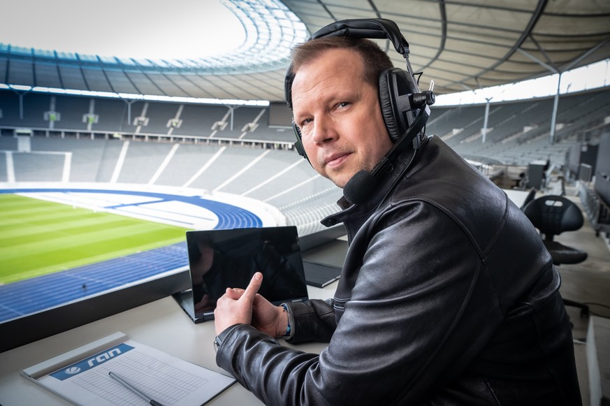 Titel: ran Bundesliga; Person: Wolff-Christoph Fuss; Copyright: SAT.1/Claudius Pflug; Fotograf: Claudius Pflug; Dateiname: 2247660.jpg; Rechtehinweis: Dieses Bild darf bis eine Woche nach Ausstrahlung ...