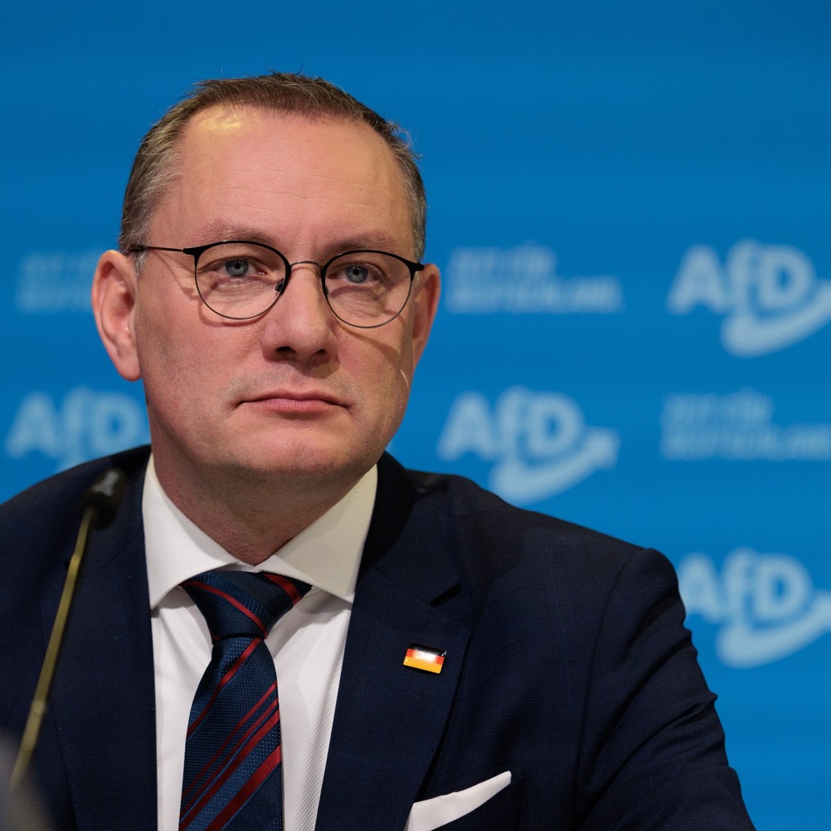 Tino Chrupalla im Porträt: AfD, Russland, Trump, Beruf, Ehefrau, Gehalt