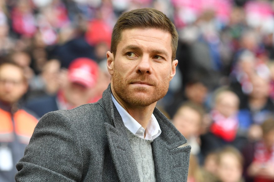 Xabi ALONSO offenbar wird offenbar Trainer bei Borussia Moenchengladbach. Archivfoto Xabi ALONSO Bayern Muenchen in zivil,privat, Einzelbild,angeschnittenes Einzelmotiv,Portraet,Portrait,Portr t. Fuss ...