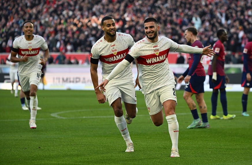 27.01.2024, xjhx, Fussball 1.Bundesliga, VfB Stuttgart - RB Leipzig emspor, v.l. Deniz Undav VfB Stuttgart celebrate the goal, Der Torjubel zum 2:0 DFL/DFB REGULATIONS PROHIBIT ANY USE OF PHOTOGRAPHS  ...