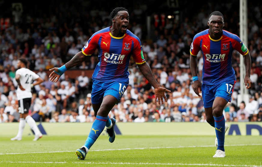 Soccer Football - Premier League - Fulham v Crystal Palace - Craven Cottage, London, Britain - August 11, 2018 Crystal Palace's Jeffrey Schlupp celebrates scoring their first goal Action Images via Re ...